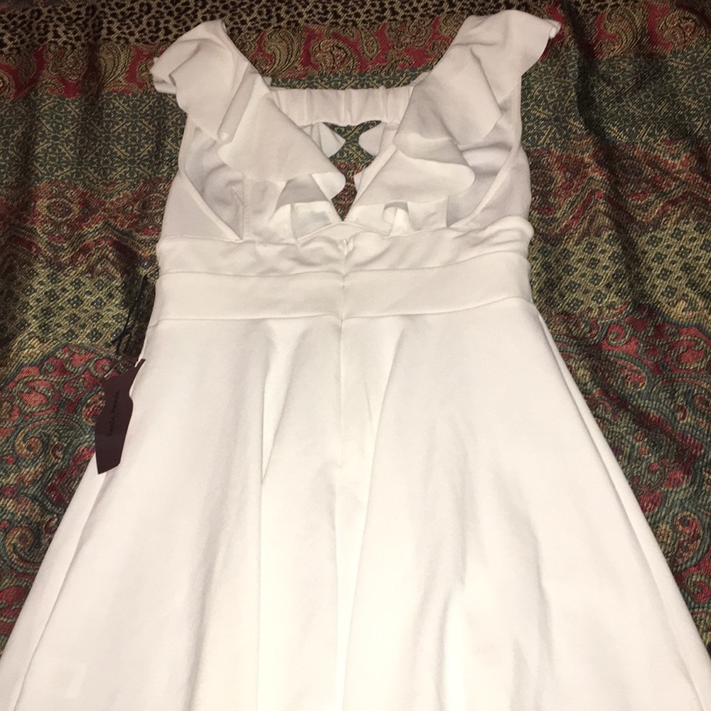 Dress - Picture 3 of 3
